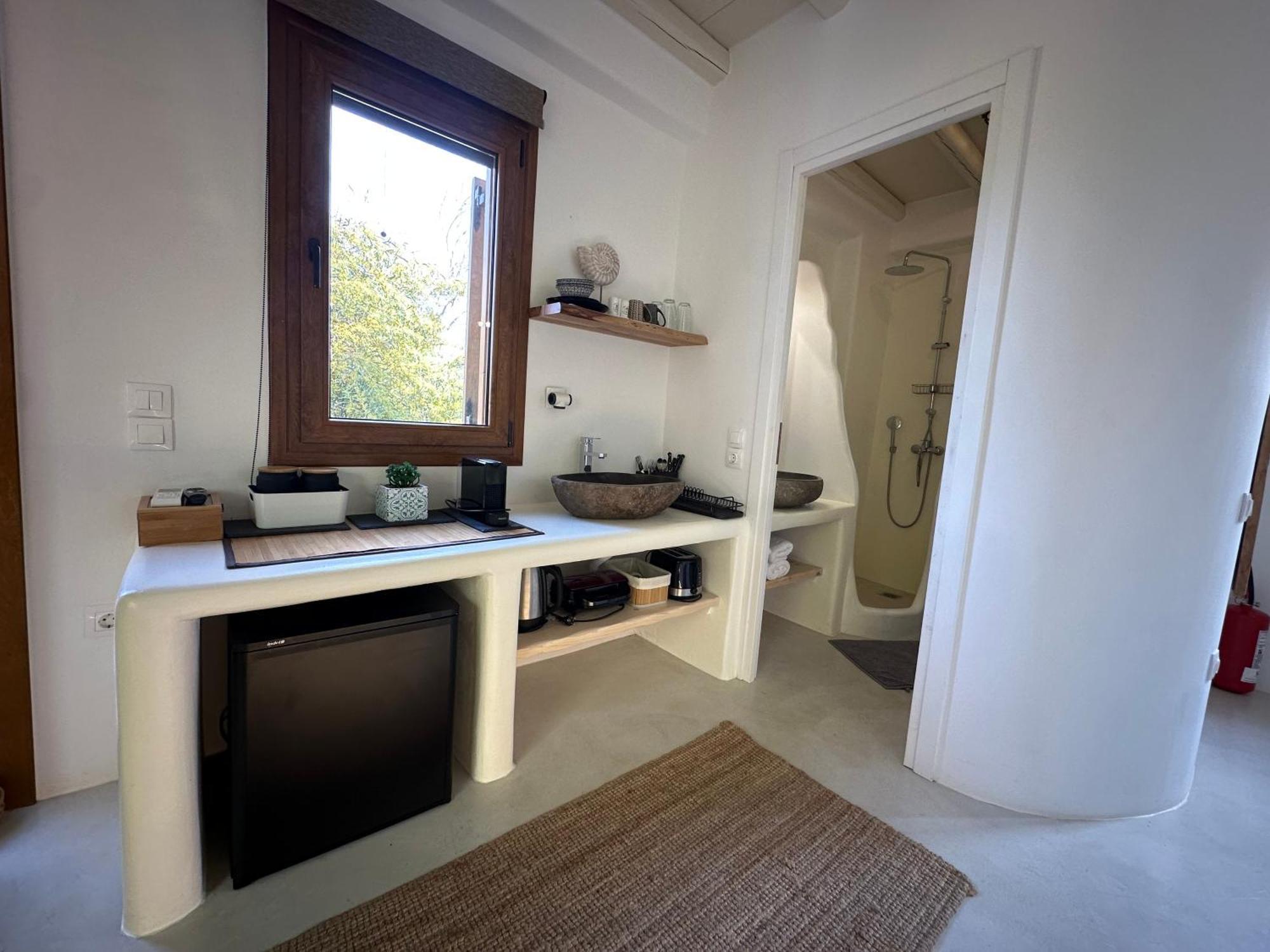 Divers House Agrari  ภายนอก รูปภาพ