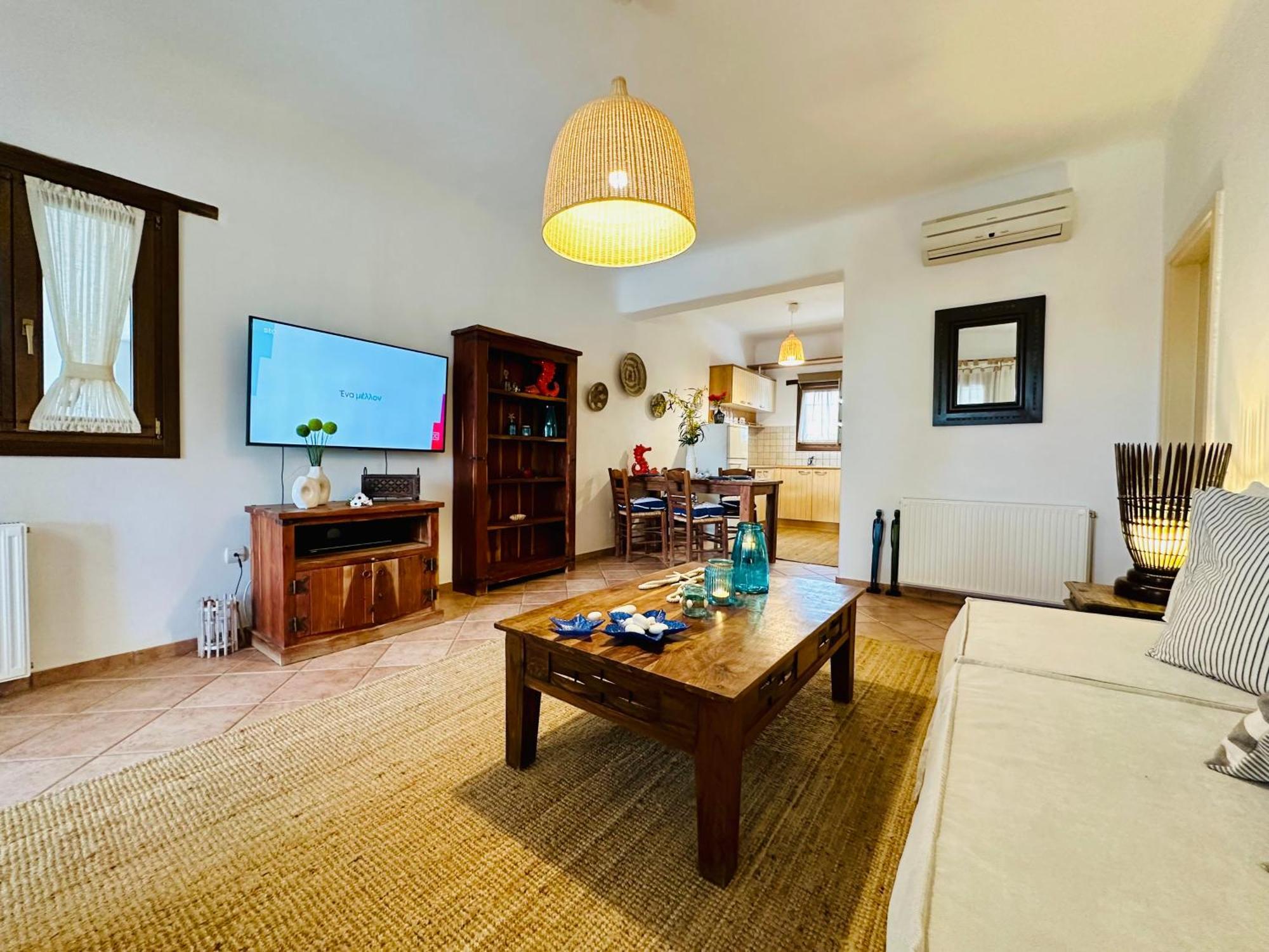 Divers House Agrari  ภายนอก รูปภาพ